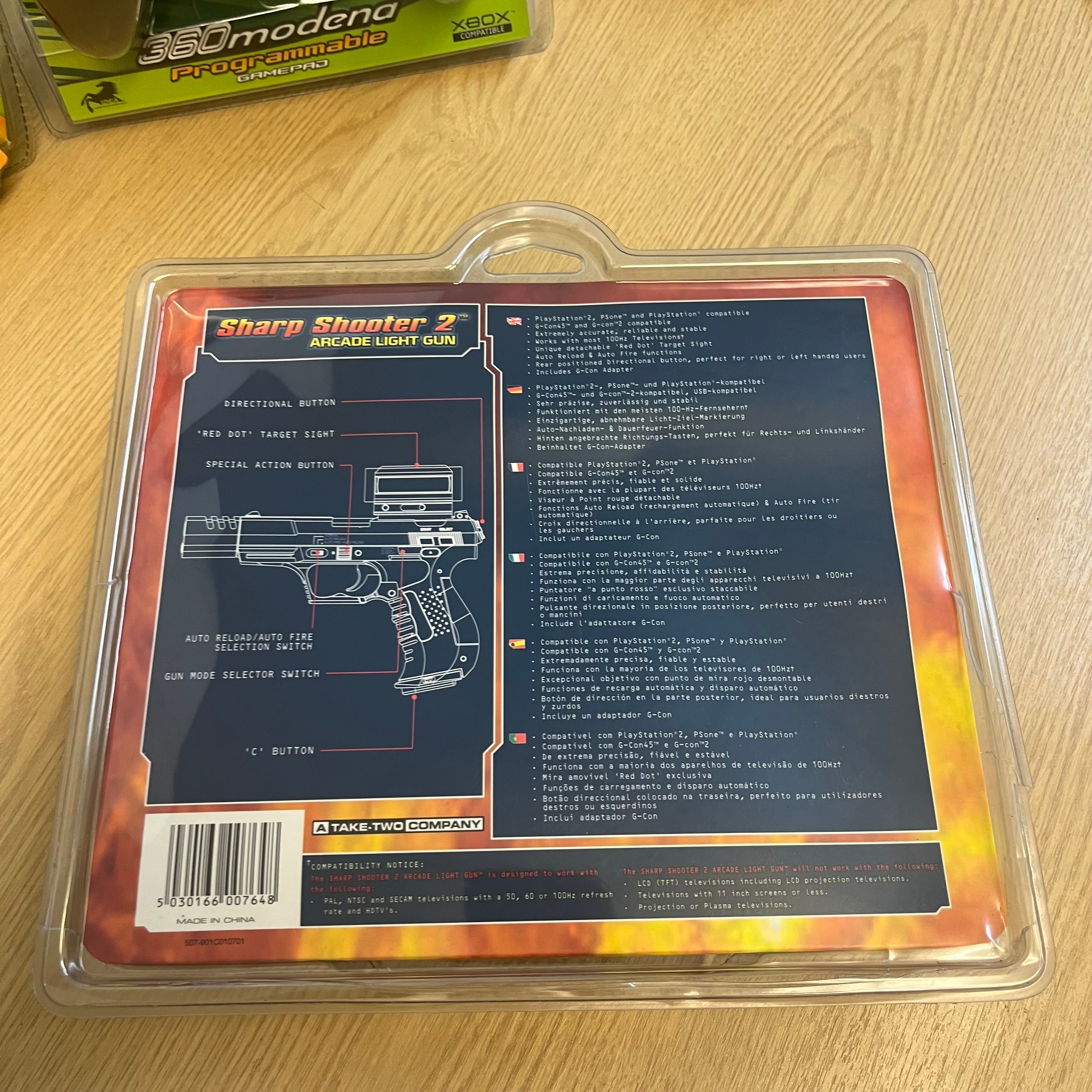 Joytech sharp shooter 2 light phaser for ps2 Joytech sharp shooter 2 light phaser for ps2
